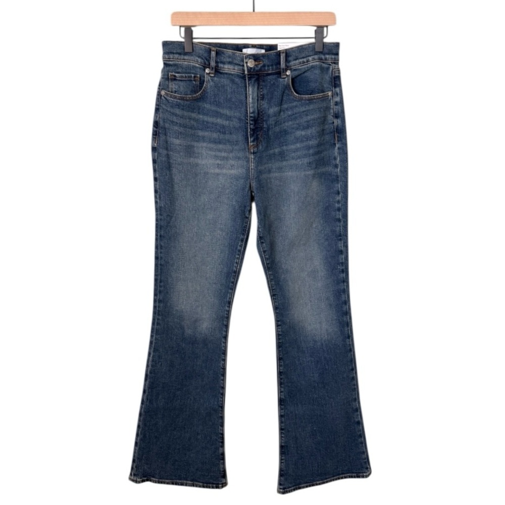 NWT Loft The Slim Flare High Rise Jeans Medium Wash Blue‎ Women’s Size 29 or 8